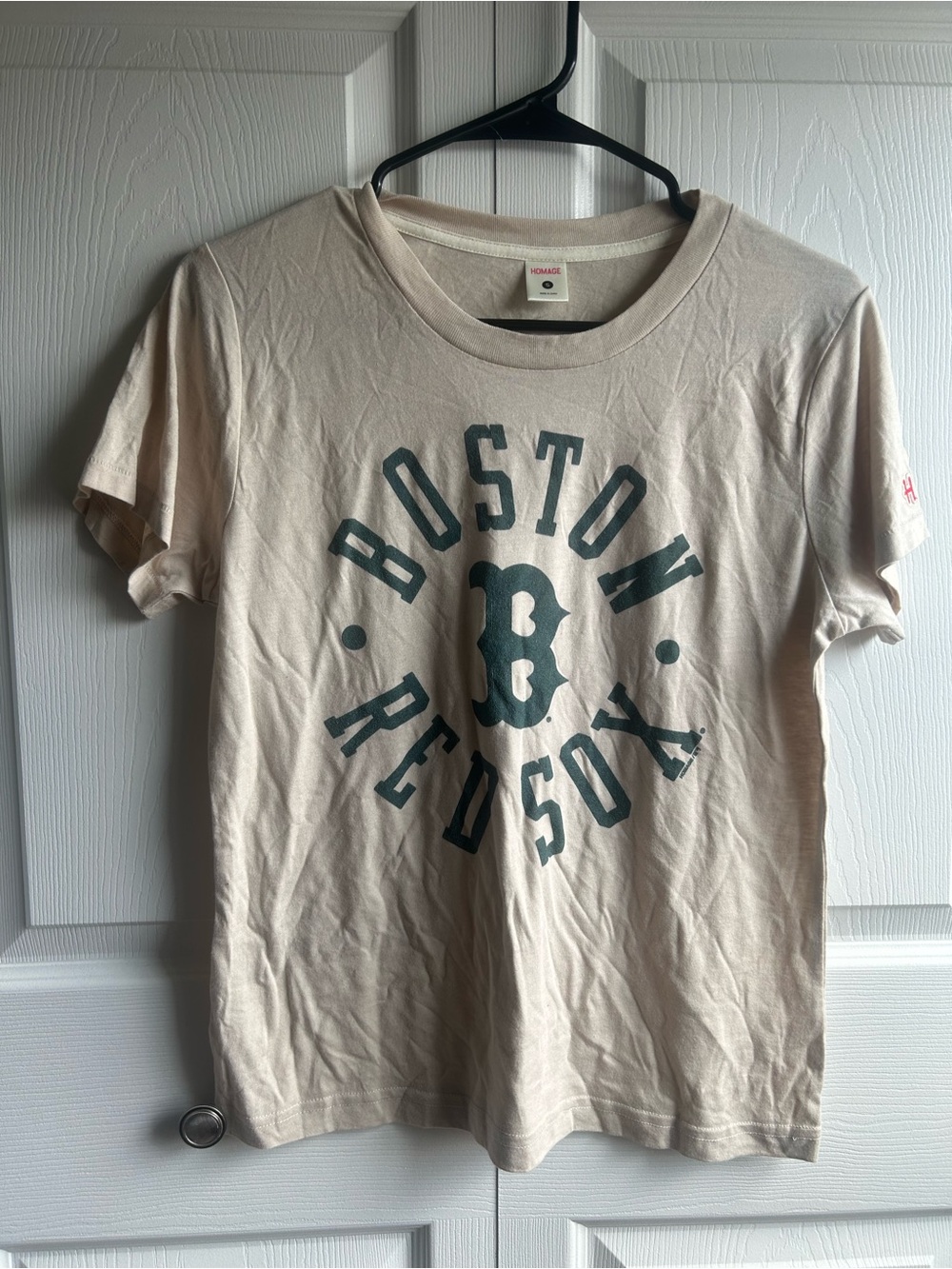 Homage Women’s Small Boston Red Sox Graphic T-Shirt – Vintage Style Beige/Tan